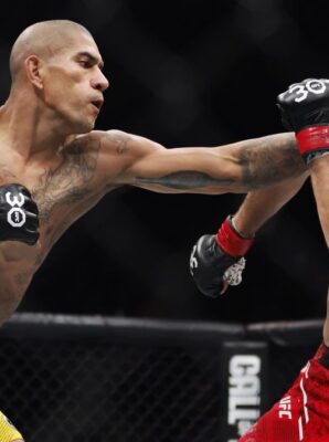 https://sportscombatnews.com/wp-content/uploads/2024/04/UFC-300-Alex-Pereira-vs-Jiri-Prochazka-Free-Fight.jpg