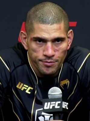 https://sportscombatnews.com/wp-content/uploads/2024/04/UFC-300-Post-fight-press-conference.jpg