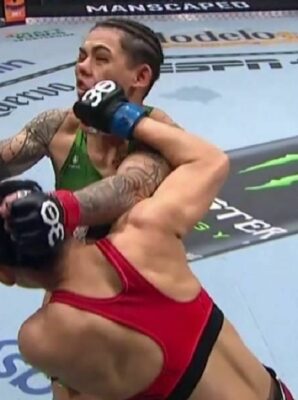 https://sportscombatnews.com/wp-content/uploads/2024/04/UFC-300-Yan-Xiaonan-vs.-Jessica-Andrade-Free-Fight.jpg